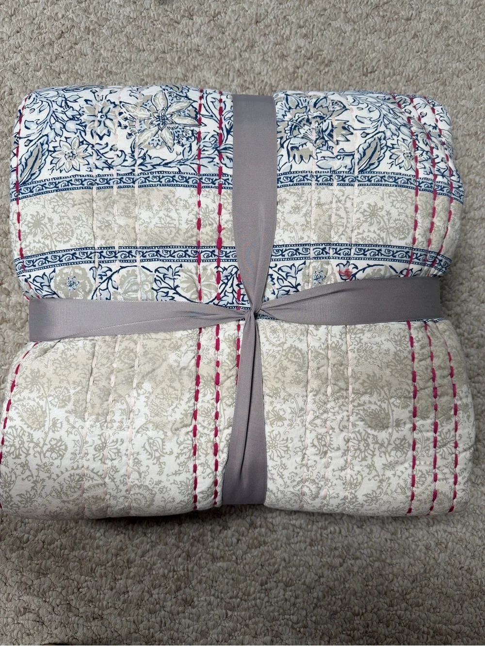 NWT Better Homes & Gardens full/queen quilt